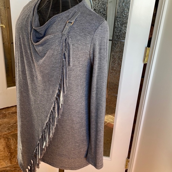 Boho Fringe Top - Picture 2 of 4